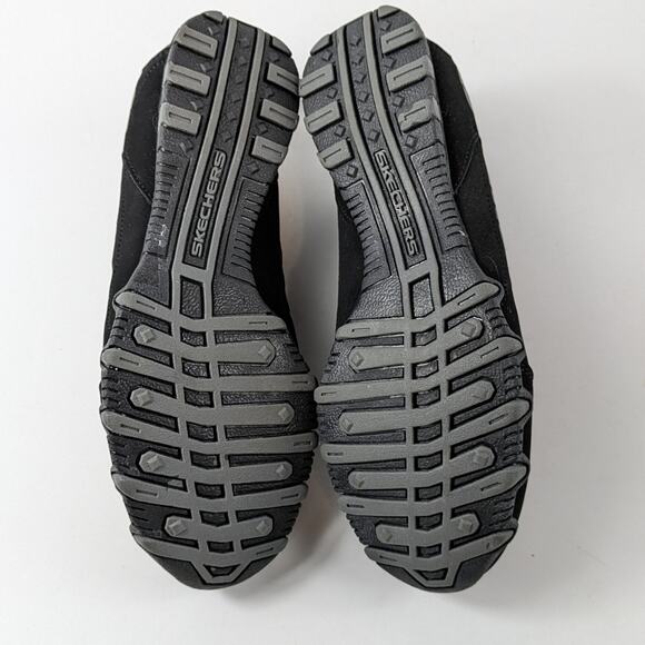 Skechers Womens Sz7 Shoes Black Slip On Tennis Runner Memory Foam Leather Comfy - Picture 8 of 13